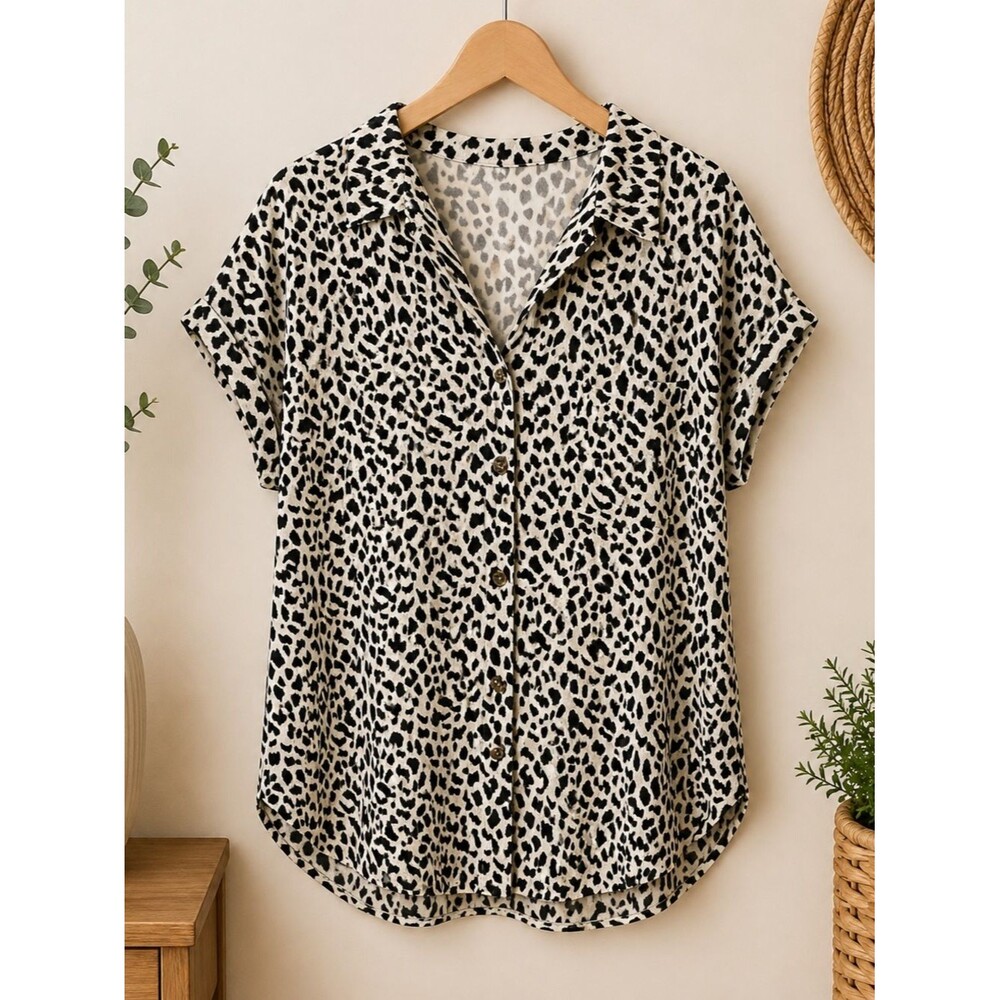 Umgee Animal Print Top Size 1XL